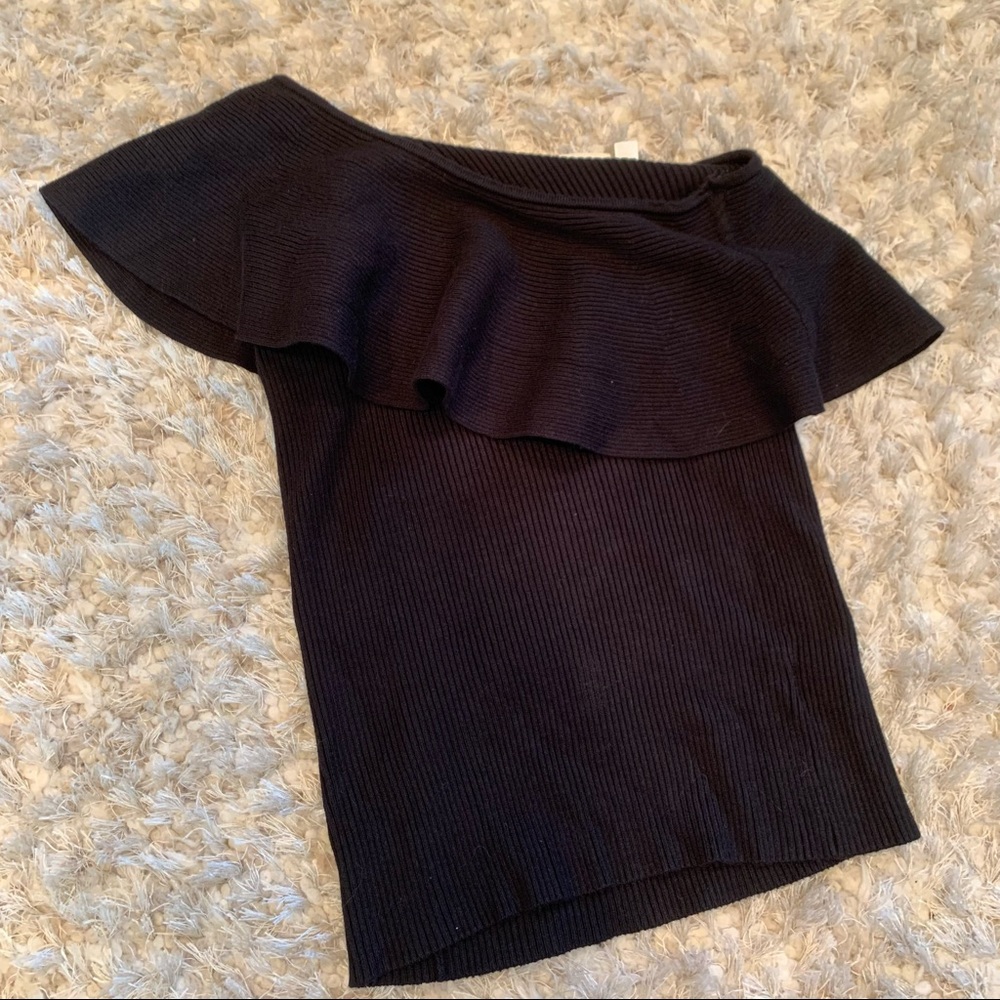 Anthropologie | RD Style One Shoulder Ruffle Top